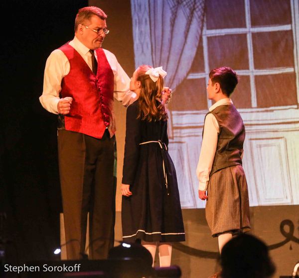 Photo Coverage: Gas Lamp Players' MARY POPPINS Image