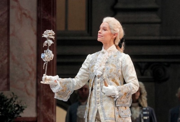Photo Flash: First Look at Sophie Koch, Alice Coote and More in Lyric Opera of Chicago's DER ROSENKAVALIER Image
