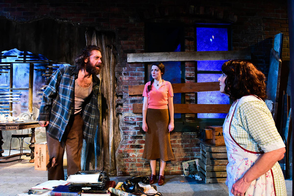 Photo Flash: First Look at The Hypocrites' THE GLASS MENAGERIE 