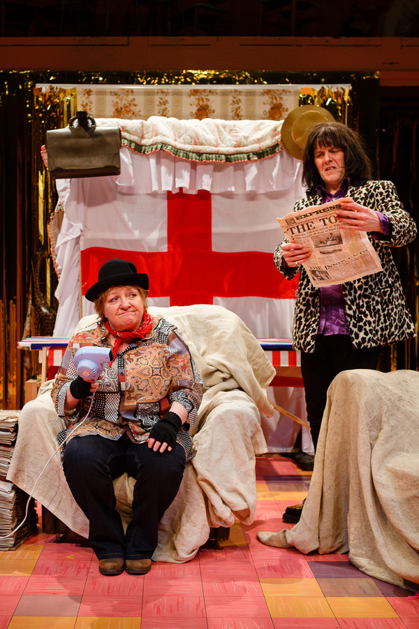 Photo Flash: First Look at MONSTER RAVING LOONY, Opening Tonight at Theatre Royal Plymouth Image