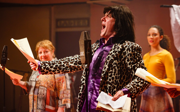 Photo Flash: First Look at MONSTER RAVING LOONY, Opening Tonight at Theatre Royal Plymouth Image