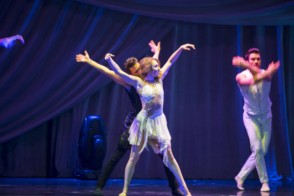 Photo Flash: Stunning Shots of Ricky Ubeda and More in SHAPING SOUND at the Beacon Image