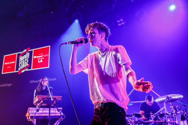Troye Sivan performs onstage at iHeartRadio Theater on February 9, 2016 in Burbank, C Photo
