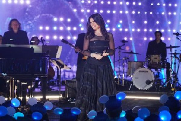 Photo Flash: First Look - Idina Menzel, Josh Gad & More on ABC's DISNEYLAND 60 Image