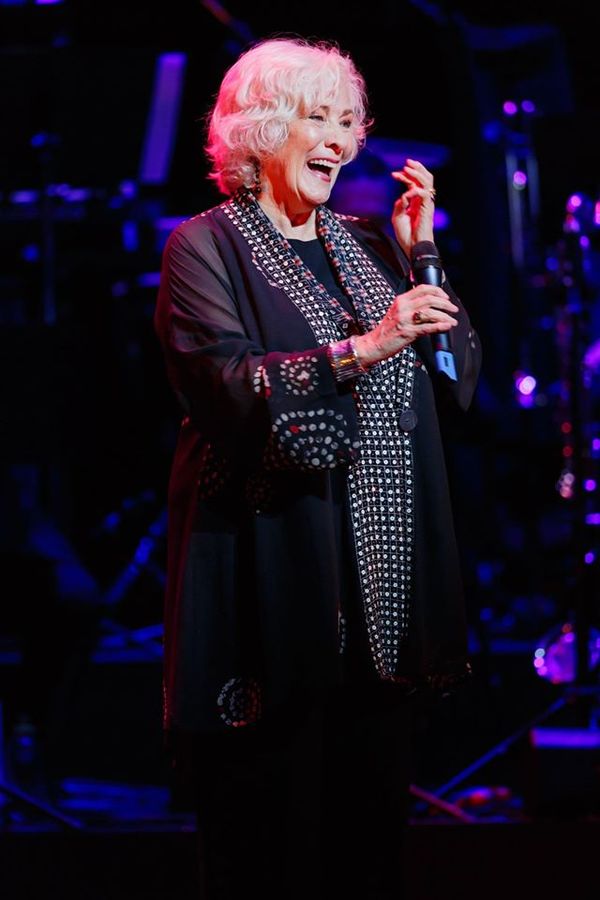 Photo Flash: Betty Buckley, Sutton Foster, Aaron Tveit & More Perform at DEFYING GRAVITY Down Under! Image