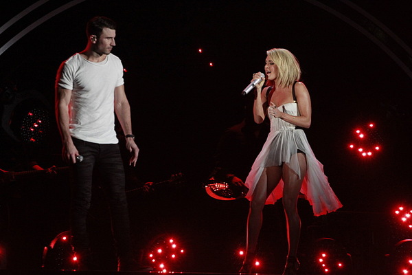 Photo Flash: Lady Gaga, Justin Bieber & More Among Highlights of 58th ANNUAL GRAMMY AWARDS Image