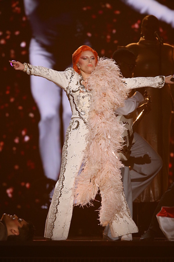 Photo Flash: Lady Gaga, Justin Bieber & More Among Highlights of 58th ANNUAL GRAMMY AWARDS Image