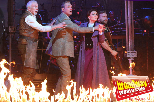 Photo Coverage: First Look at THE WAR OF THE WORLDS at the Dominion Theatre 