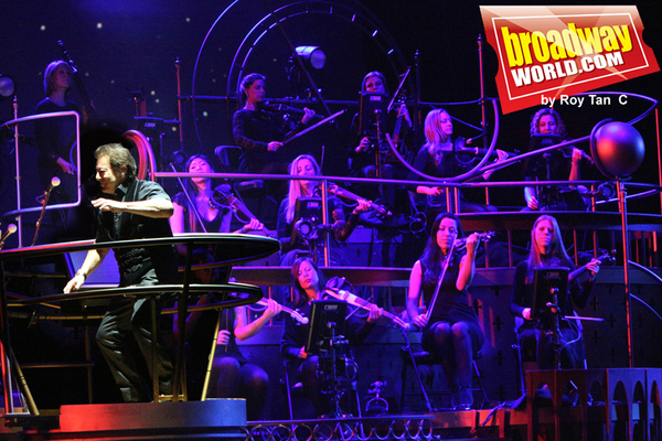 Photo Coverage: First Look at THE WAR OF THE WORLDS at the Dominion Theatre 