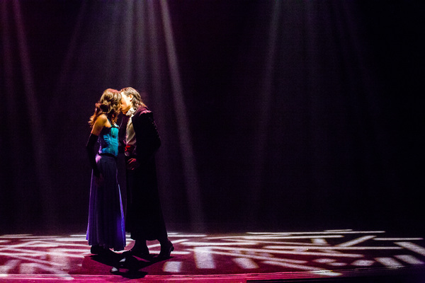 Photo Flash: First Look at Synetic Theater's ROMEO AND JULIET Image