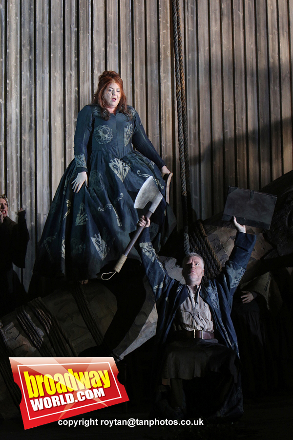 Photo Coverage: First Look at Bellini's NORMA at English National Opera Image