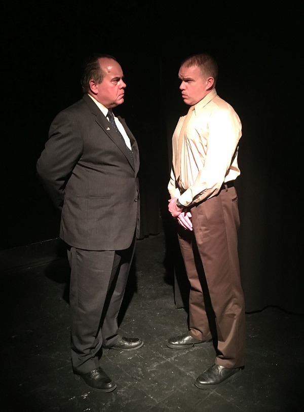 Photo Flash: First Look at Counter-Productions Theatre Company's FROST/NIXON Image