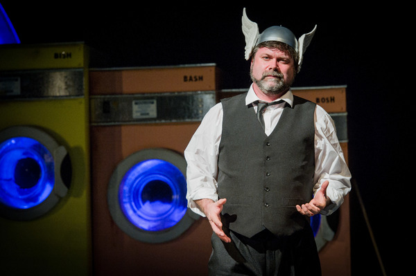 Photo Flash: First Look at Unexpected Opera's THE RINSE CYCLE at Charing Cross Theatre Image
