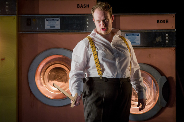 Photo Flash: First Look at Unexpected Opera's THE RINSE CYCLE at Charing Cross Theatre Image