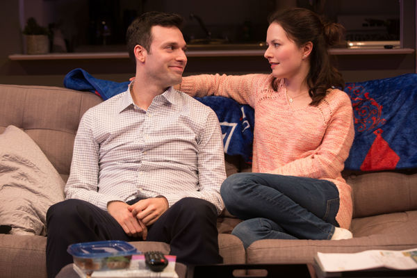Photo Flash: First Look at Jake Epstein, Jenna Gavigan and Thomas E. Sullivan in STRAIGHT at Theatre Row Image