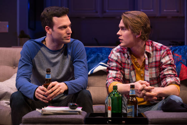 Photo Flash: First Look at Jake Epstein, Jenna Gavigan and Thomas E. Sullivan in STRAIGHT at Theatre Row Image