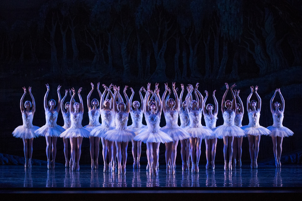 Photo Flash: First Look at Kansas City Ballet's SWAN LAKE, Opening Tonight 