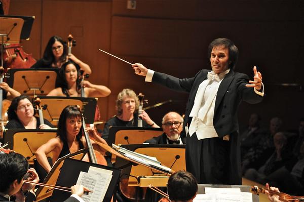 Photo Flash: LA Lawyers Philharmonic and Celebrity Guests Harmonize to Help Veterans and Homeless Families Image