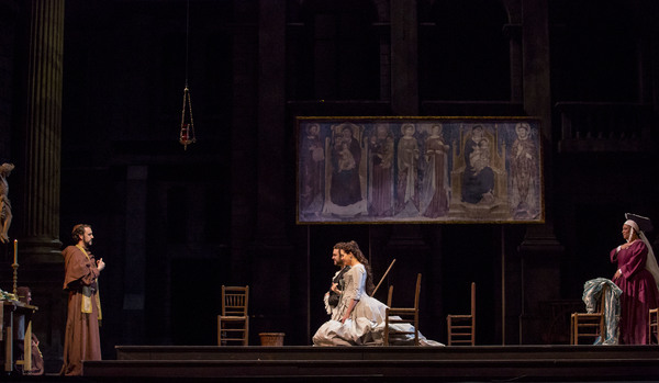 Photo Flash: First Look at Lyric Opera of Chicago's ROMEO AND JULIET, Helmed by Bartlett Sher Image