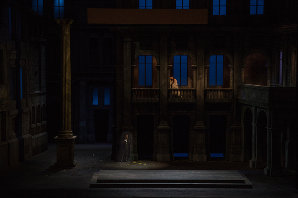 Photo Flash: First Look at Lyric Opera of Chicago's ROMEO AND JULIET, Helmed by Bartlett Sher Image