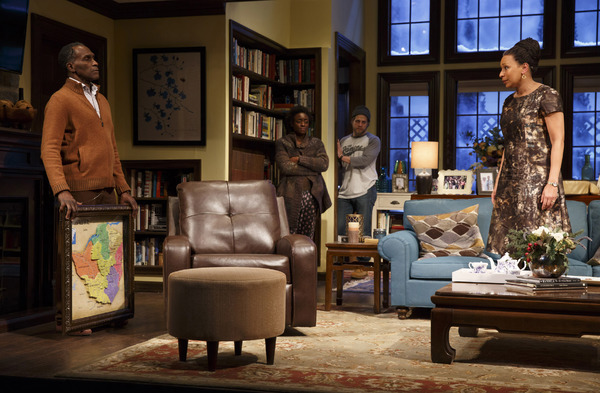 Photo Flash: Tamara Tunie, Roslyn Ruff and More Lead FAMILIAR, Opening Tonight at Playwrights Horizons Image