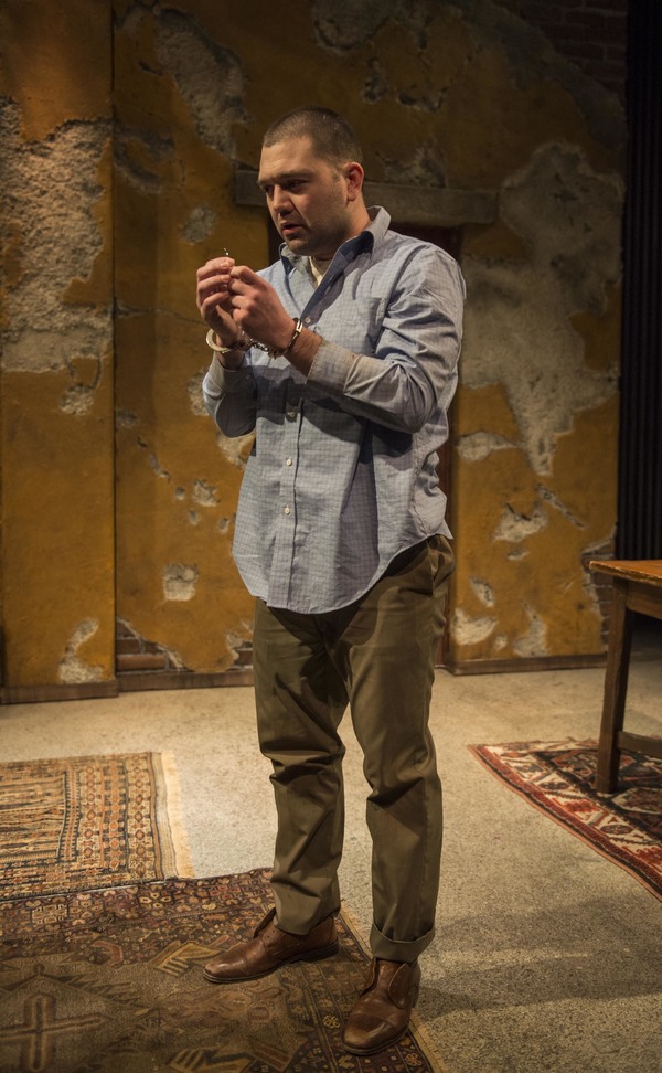 Photo Flash: First Look at Milwaukee Rep's THE INVISIBLE HAND Image