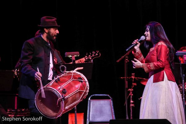Photo Coverage: Robert Klein Hosts FROM MOSES TO MOSTEL at The Town Hall Image