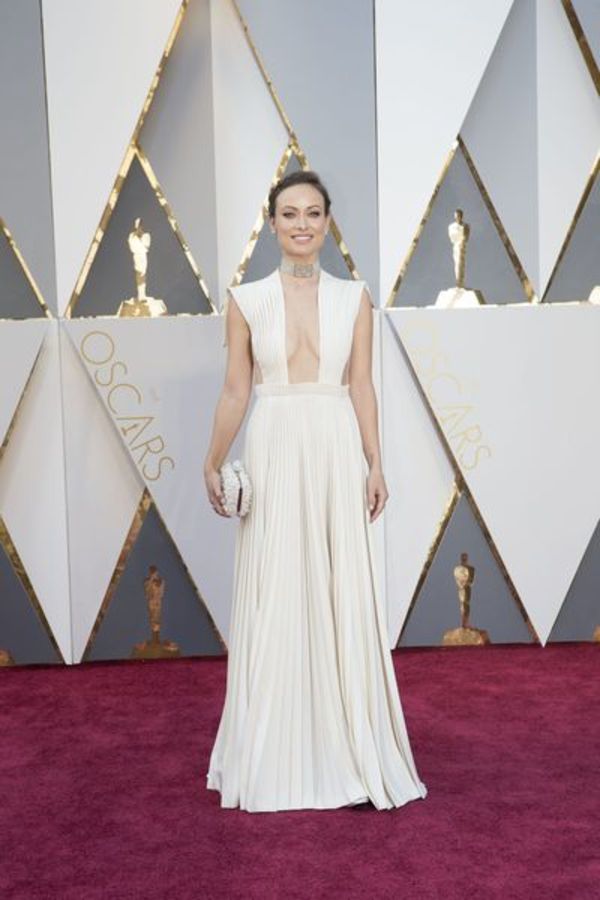 Photo Flash: Emily Blunt, Saoirse Ronan & More Grace OSCARS Red Carpet Image