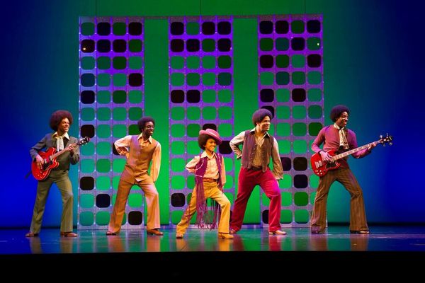 Photo Flash: MOTOWN Hits London! First Look at Lucy St. Louis, Cedric Neal & More Onstage Image
