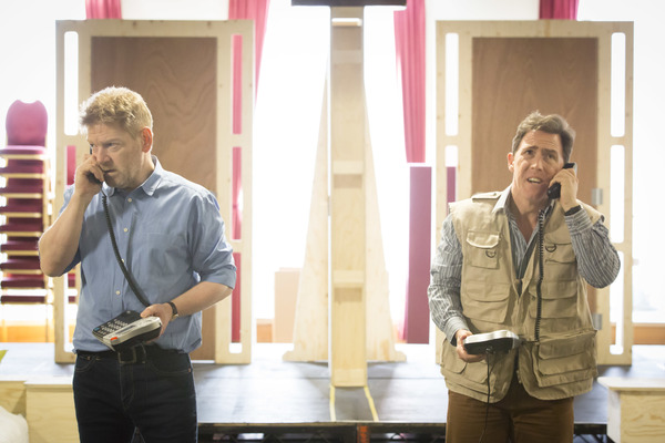 Photo Flash: In Rehearsal with Kenneth Branagh, Rob Brydon and More for THE PAINKILLER Image