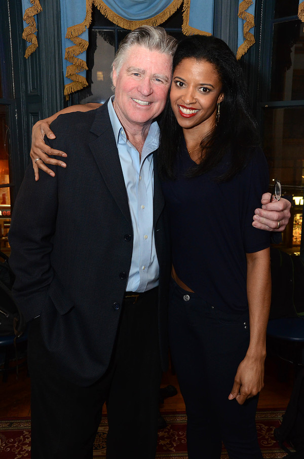 Photo Flash: Tony Danza, Renee Elise Goldsberry and More Take Part in CELEBRITY AUTOBIOGRAPHY Image