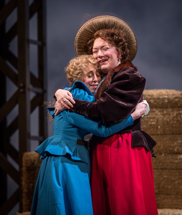 Photo Flash: First Look at Kristine Nielsen and More in THE MATCHMAKER at Goodman Theatre Image