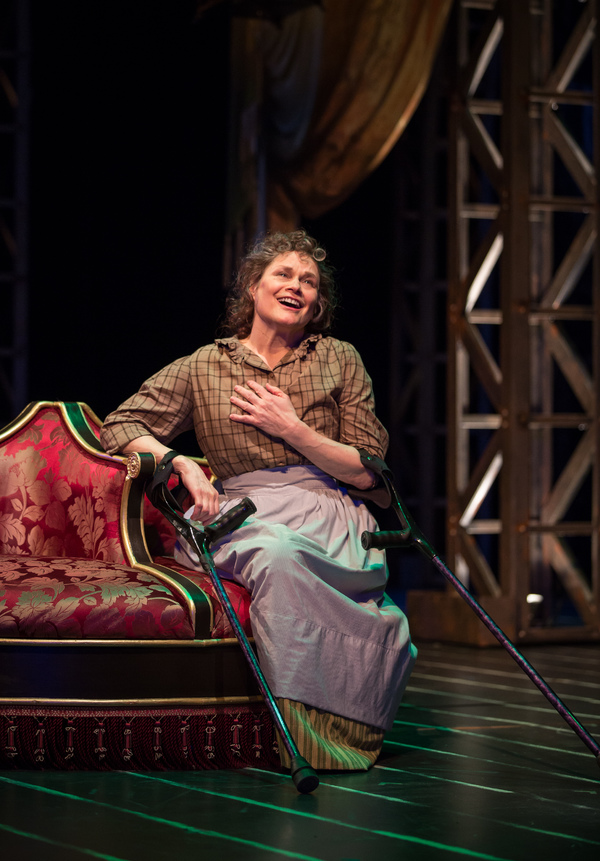 Photo Flash: First Look at Kristine Nielsen and More in THE MATCHMAKER at Goodman Theatre 
