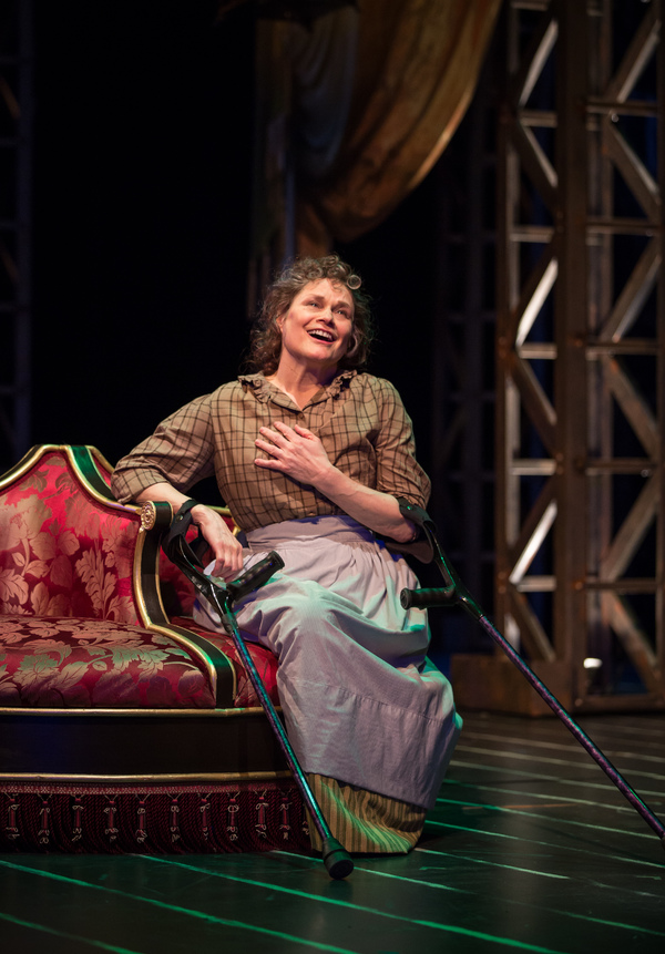 Photo Flash: First Look at Kristine Nielsen and More in THE MATCHMAKER at Goodman Theatre Image
