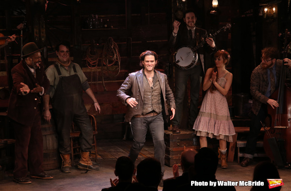 Devere Rogers, Greg Hildreth, Steven Pasquale, Ahna O'Reilly and band  Photo