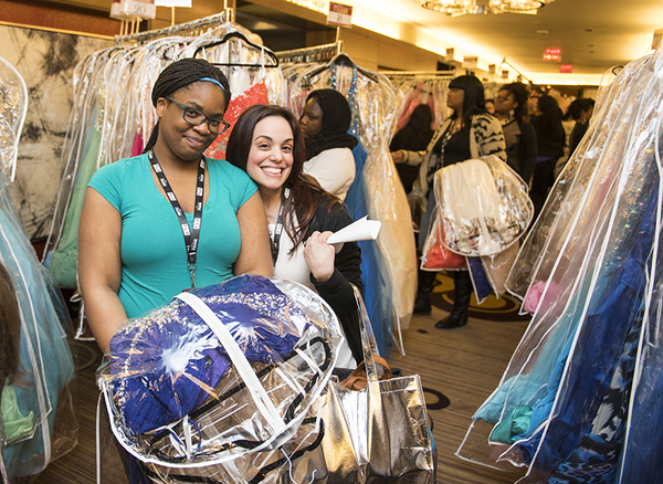 Photo Flash: Broadway's Eden Duncan-Smith Attends TLC's SAY YES TO THE PROM Initiative in NYC Image