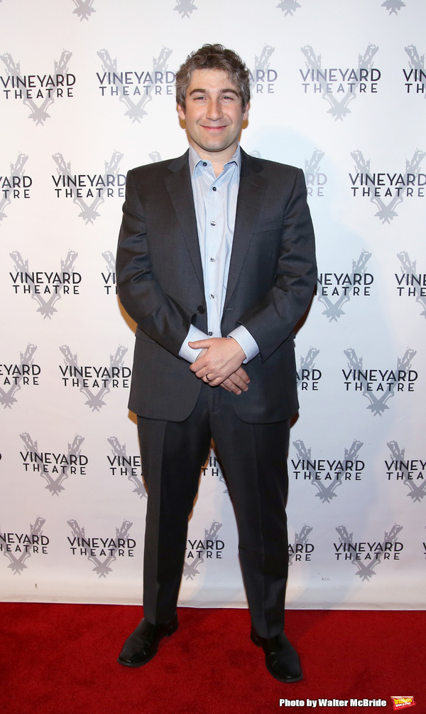 Photo Coverage: On the Red Carpet for Vineyard Theatre's 2016 Gala! Image