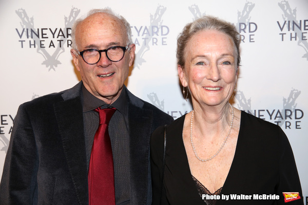Photo Coverage: On the Red Carpet for Vineyard Theatre's 2016 Gala! Image