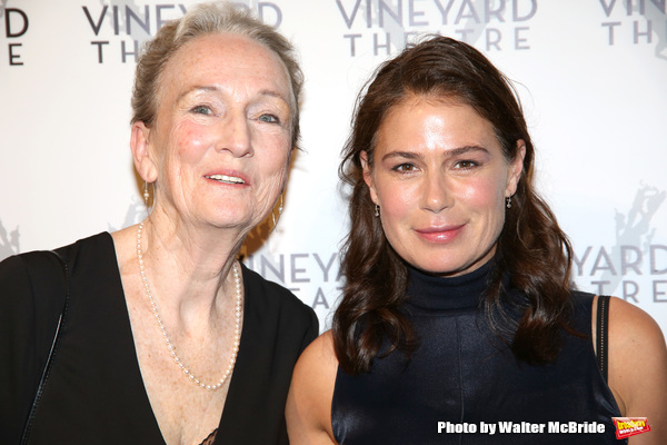 Photo Coverage: On the Red Carpet for Vineyard Theatre's 2016 Gala! Image