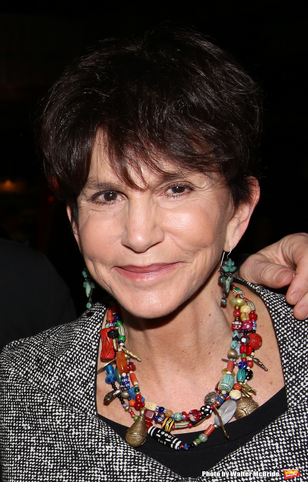 Photo Coverage: On the Red Carpet for Vineyard Theatre's 2016 Gala! Image