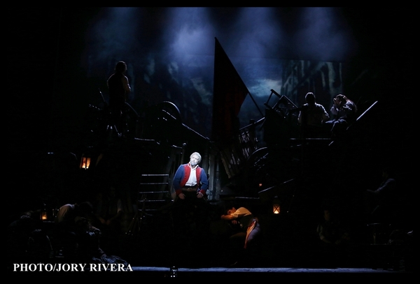 Photo Coverage: LES MIS Asian Tour Cast, Mackintosh, Schonberg & Connor Meet the Press Image