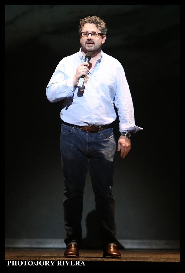 Photo Coverage: LES MIS Asian Tour Cast, Mackintosh, Schonberg & Connor Meet the Press Image