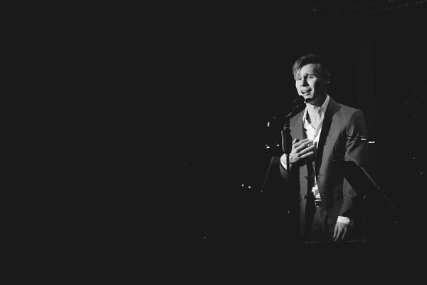 Photo Flash: Seth Sikes 'SINGS LIZA MINNELLI' at Feinstein's/54 Below Image