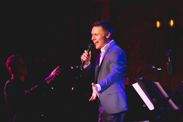 Photo Flash: Seth Sikes 'SINGS LIZA MINNELLI' at Feinstein's/54 Below Image