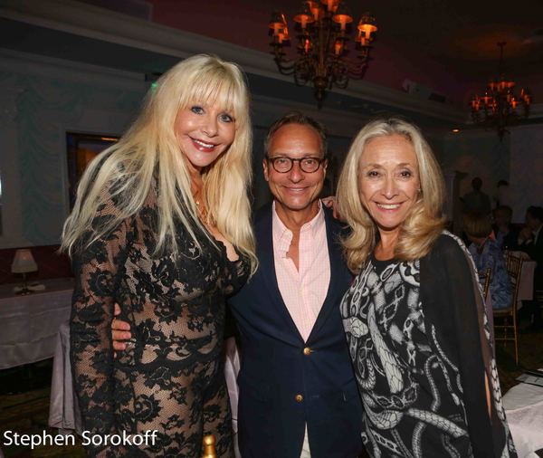 Photo Coverage: Marilyn Maye Returns to The Colony's Royal Room Image