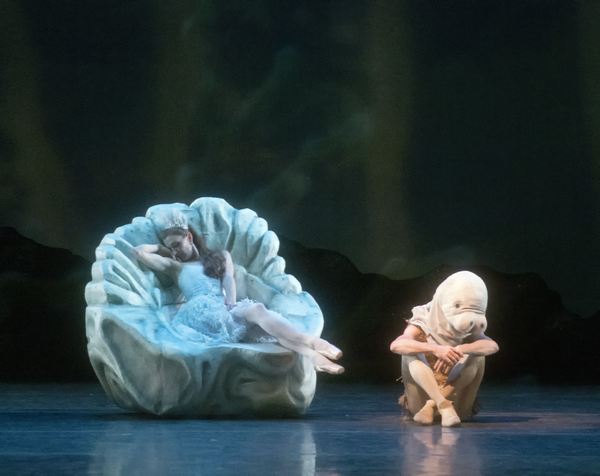 Photo Flash: MCB's A MIDSUMMER NIGHT'S DREAM Features Michele Oka Doner's Ocean-Inspired Costumes 