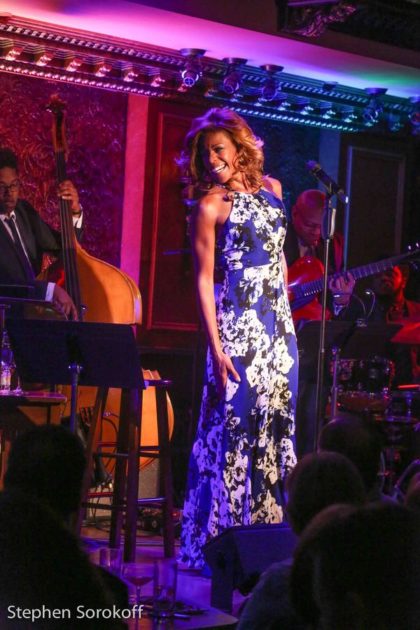 Photo Coverage: Nicole Henry Debuts at Feinstein's/54 Below 