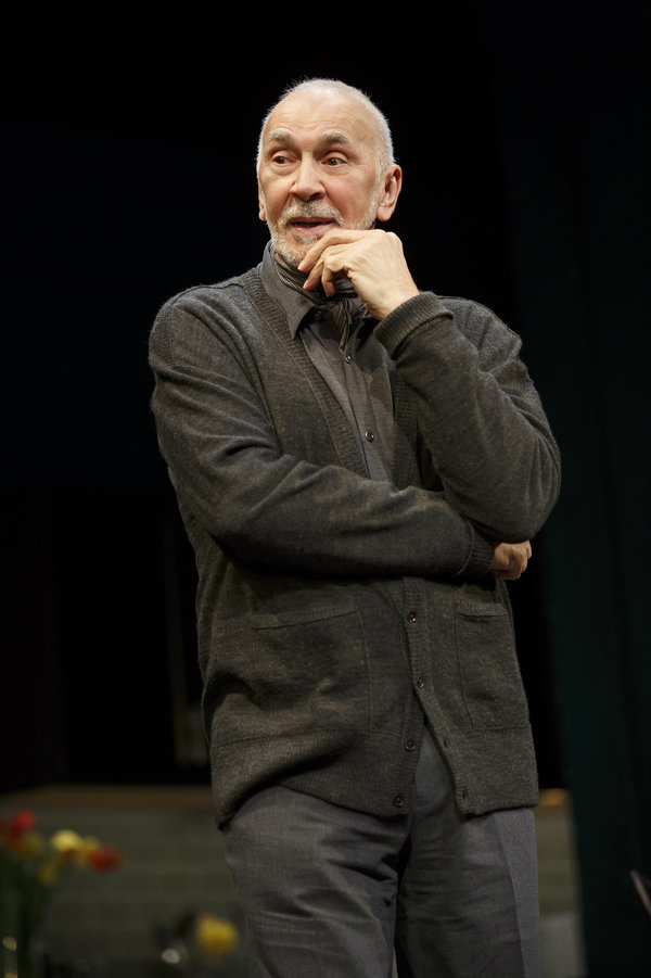 Photo Flash: First Look at Frank Langella and More in MTC's THE FATHER Image