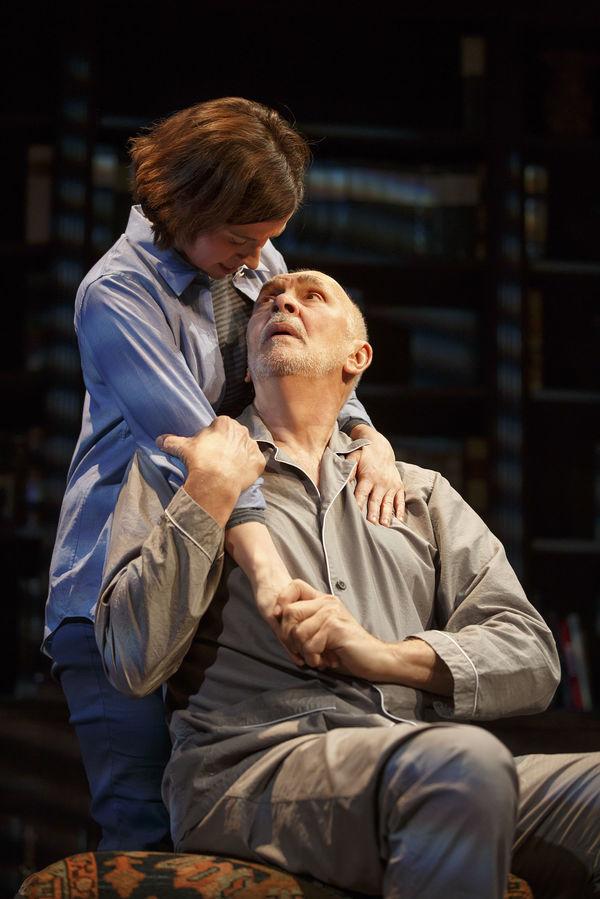 Photo Flash: First Look at Frank Langella and More in MTC's THE FATHER Image