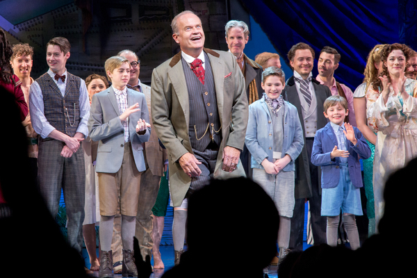 Photo Coverage: Alfie Boe Takes First Bows in FINDING NEVERLAND Image